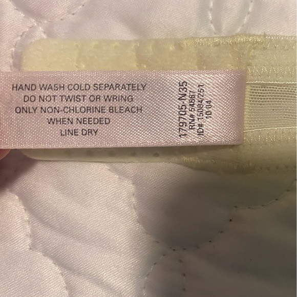 Victoria's Secret Sheer Green Floral Bra, 38C, with matching pantie, size large. - Picture 11 of 15